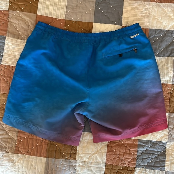 Mens weekends at bathing swim suit medium - Picture 3 of 3